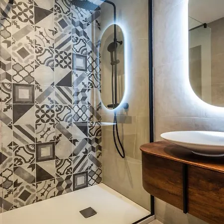 Chalet Paradis シャレー シャモニー
